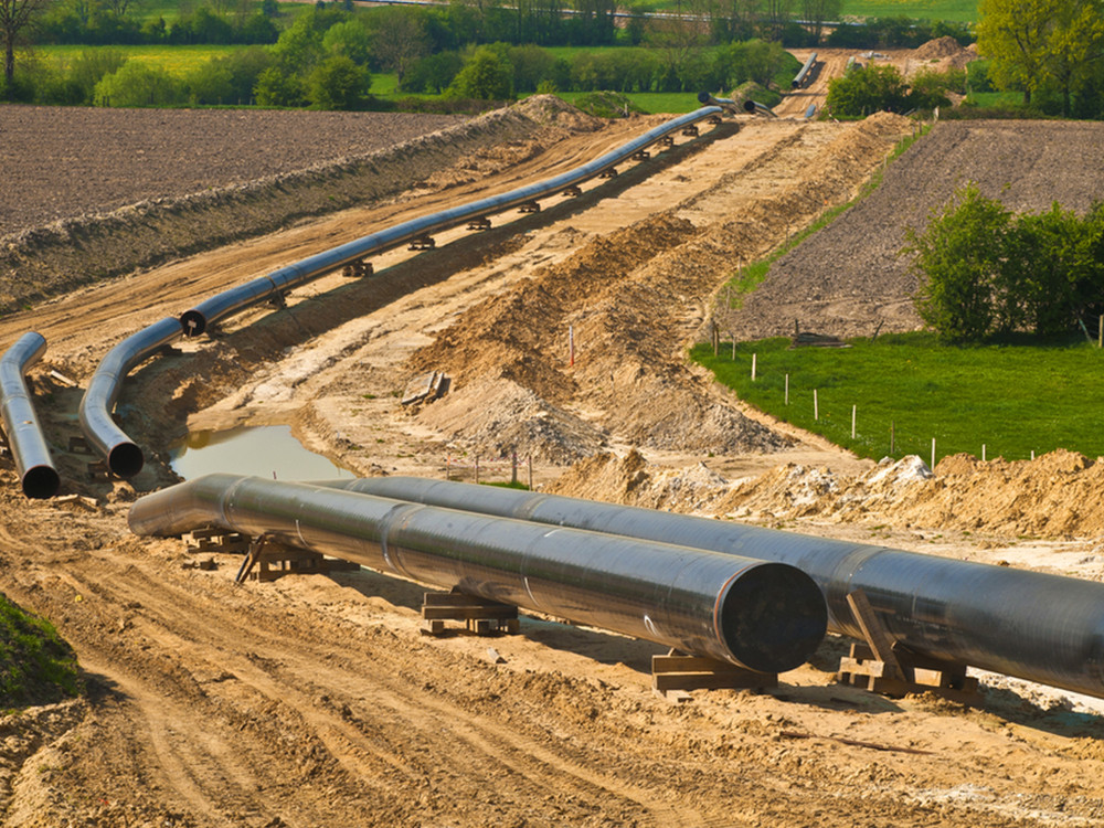 industry-pipelines-2.jpg